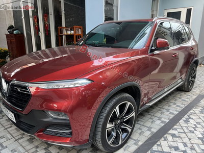 Xe VinFast Lux SA 2.0 Premium 2.0 AT 2020