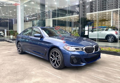 Xe BMW 5 Series 520i M Sport 2022
