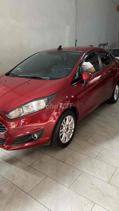Ford Fiesta Đỏ 5 chỗ