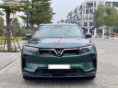 Xe VinFast VF9 Plus 7S 2024