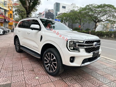 Xe Ford Everest Platinum 2.0L 4x4 AT 2025