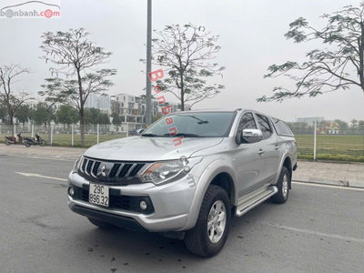 Xe Mitsubishi Triton 4x2 AT 2018