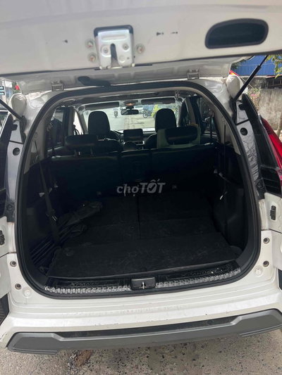 Mitsubishi Xpander Pre Trắng