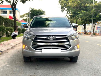 Toyota Innova 2019 2.0E xe zin giá cực tốt
