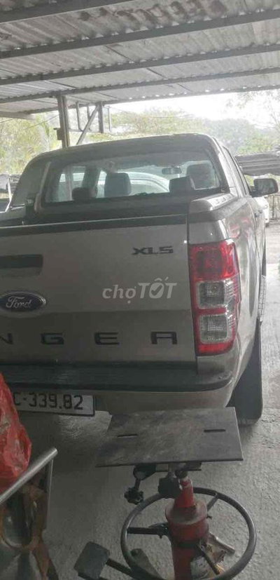 Ford Ranger 2015 XLS 2.2 MT - 110000 km
