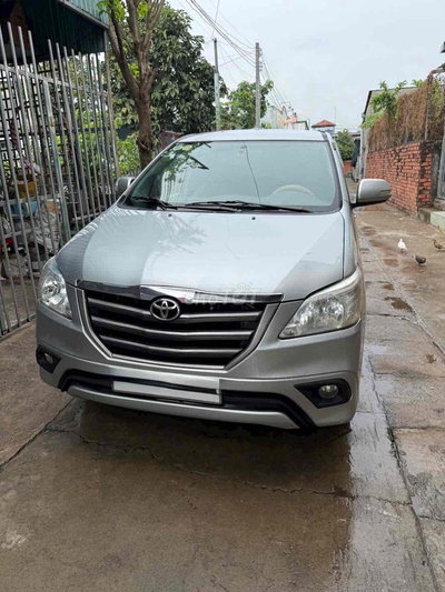 Toyota Innova 2016 - 145000 km
