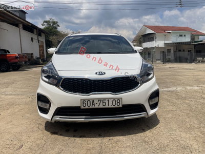 Xe Kia Rondo GAT Deluxe 2019