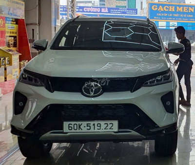 Toyota Fortuner 2024 Legender 12000 km