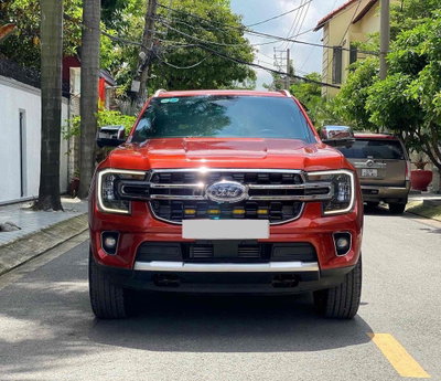 Ford Everest Titanium 2023 xe cá nhân 1 chủ đi kỹ