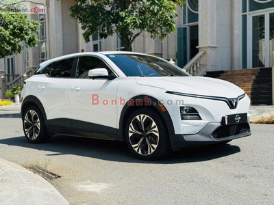 Xe VinFast VF6 Plus 2025