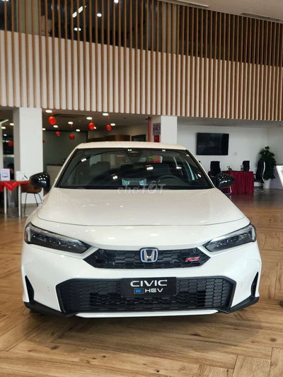 Honda Civic eHev RS Trắng
