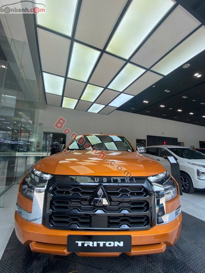 Xe Mitsubishi Triton Premium 2WD AT 2026