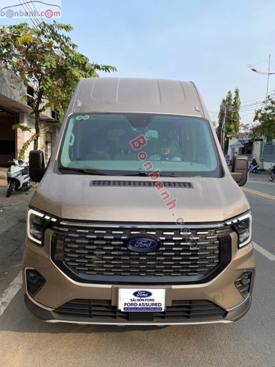 Xe Ford Transit Premium 2024