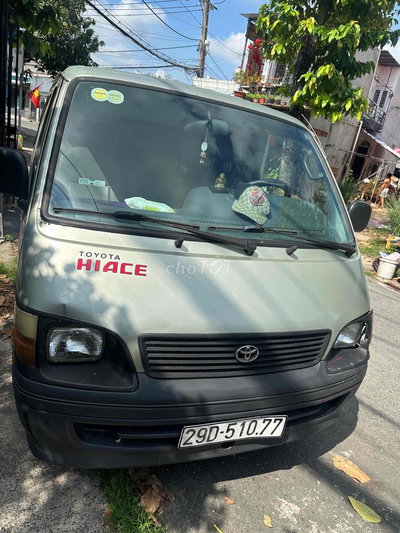 Toyota Hiace Xám 3 chỗ