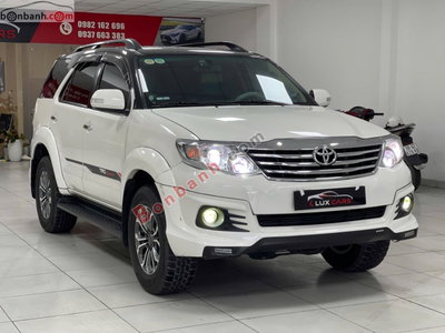 Xe Toyota Fortuner TRD Sportivo 4x4 AT 2016