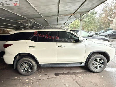 Xe Toyota Fortuner 2.7V 4x2 AT 2018
