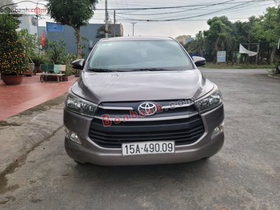 Xe Toyota Innova 2.0E 2018
