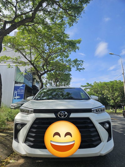 Toyota Avanza premio số tự động