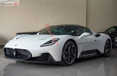 Xe Maserati MC20 3.0 V6 AT 2021