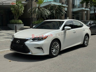 Xe Lexus ES 250 2015
