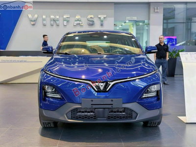 Xe VinFast VF6 Eco 2025