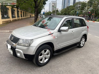Xe Suzuki Grand vitara 2.0 AT 2011
