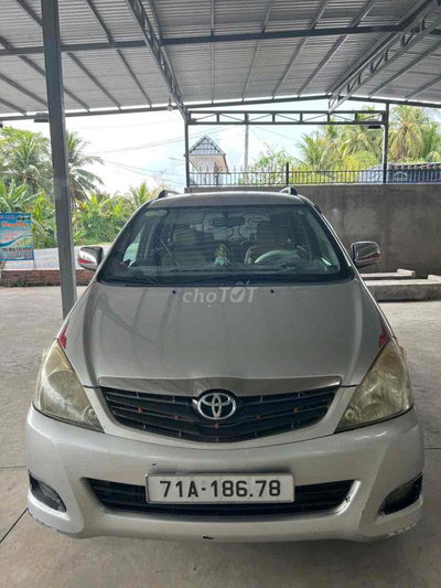 Toyota Innova 2009 G