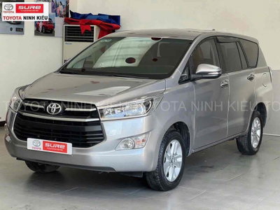 Toyota Innova 2019 2.0E Bạc