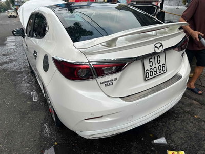 Mazda 3 2.0 2018 - 1330000 km