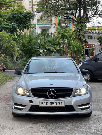 Mercedes Benz C 300 2011
