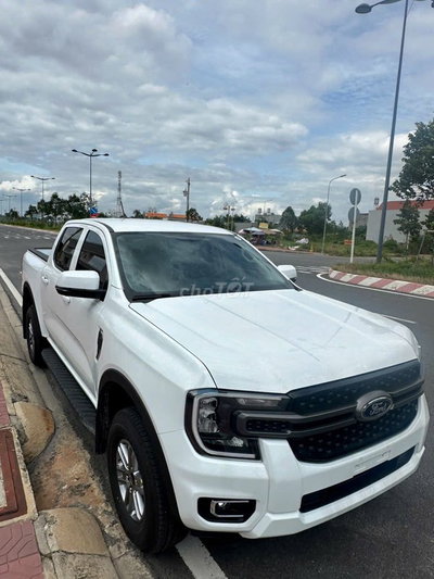Ford Ranger XLS Mới 100%