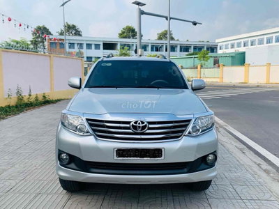 Toyota Fortuner 2013 2.7V 4x2 - 110000 km