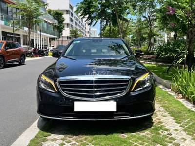 Mercedes C200 Exclusive 2020 màu đen