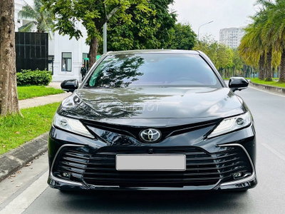Toyota Camry 2.5Q 2022 Nhập Khẩu - Đi ít như Mới