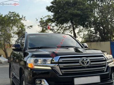Xe Toyota Land Cruiser VX 4.6 V8 2019