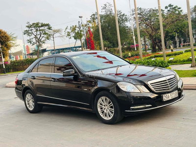 BÁN MER E200 SẢN XUẤT 2011 CHẤT LƯỢNG- ***