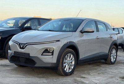 Xe điện VinFast VF6 ECO