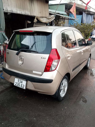 Hyundai i10 2009 tự động