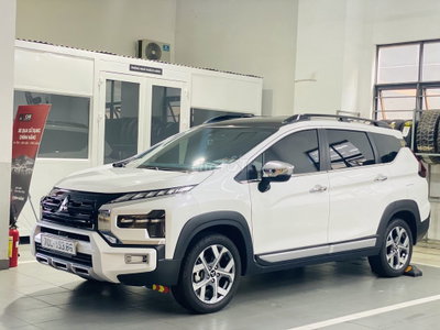 Xpander Cross 2024 Trắng Xe Gia Đình Odo 26.000km