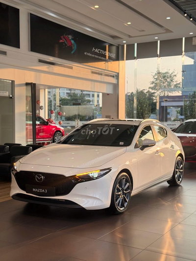 Mazda 3 Sport Vin25 - ƯU ĐÃI KHỦNG - GIÁ TỪ 704TR