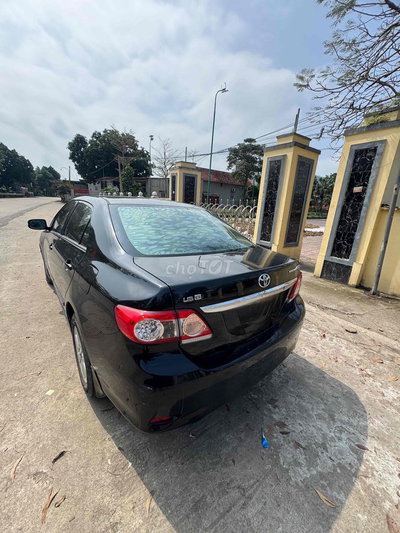 Toyota Altis 2014 Đen 110000 km