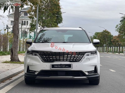 Xe Kia Carnival Signature 2.2D 2024