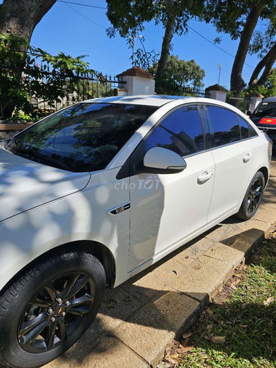 Chevrolet Cruze LTZ Trắng