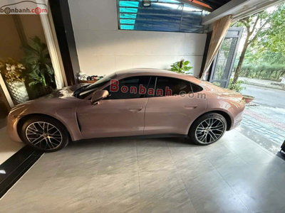 Xe Porsche Taycan Base 2022
