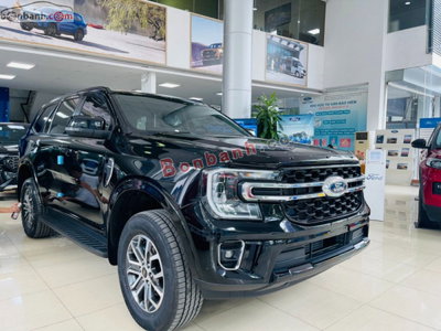 Xe Ford Everest Ambiente 2.0L 4x2 AT 2026