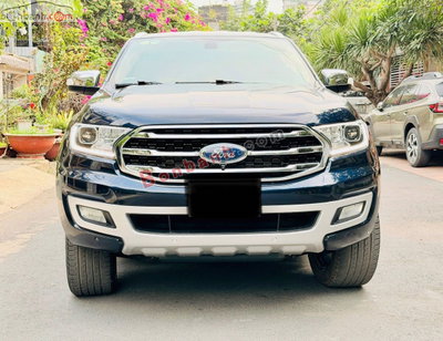 Xe Ford Everest Titanium 2.0L 4x2 AT 2020