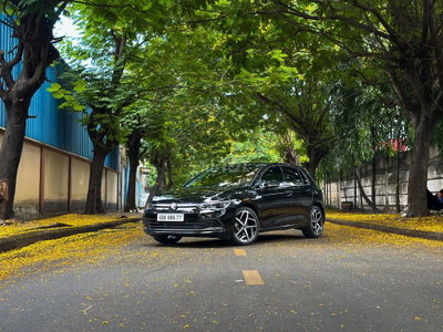 Volkswagen Golf 2025 Style Đen