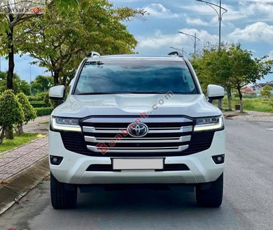 Xe Toyota Land Cruiser 3.5 V6 2023