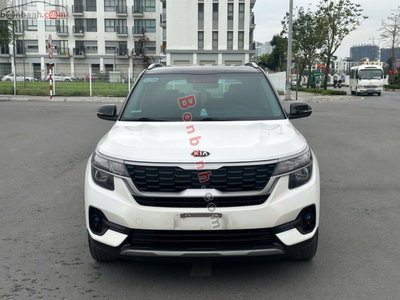 Xe Kia Seltos Deluxe 1.4 AT 2021