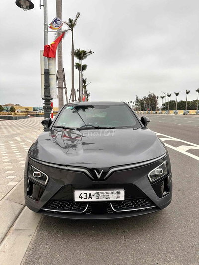 Vinfast VF7 Plus 2024 2 cầu Xám